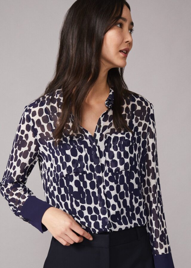 P8 TANJINA SMUDGE BLOUSE NAVY - Hello! We are wt+